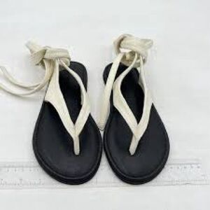 Elegant Black and Cream Women's Sandals